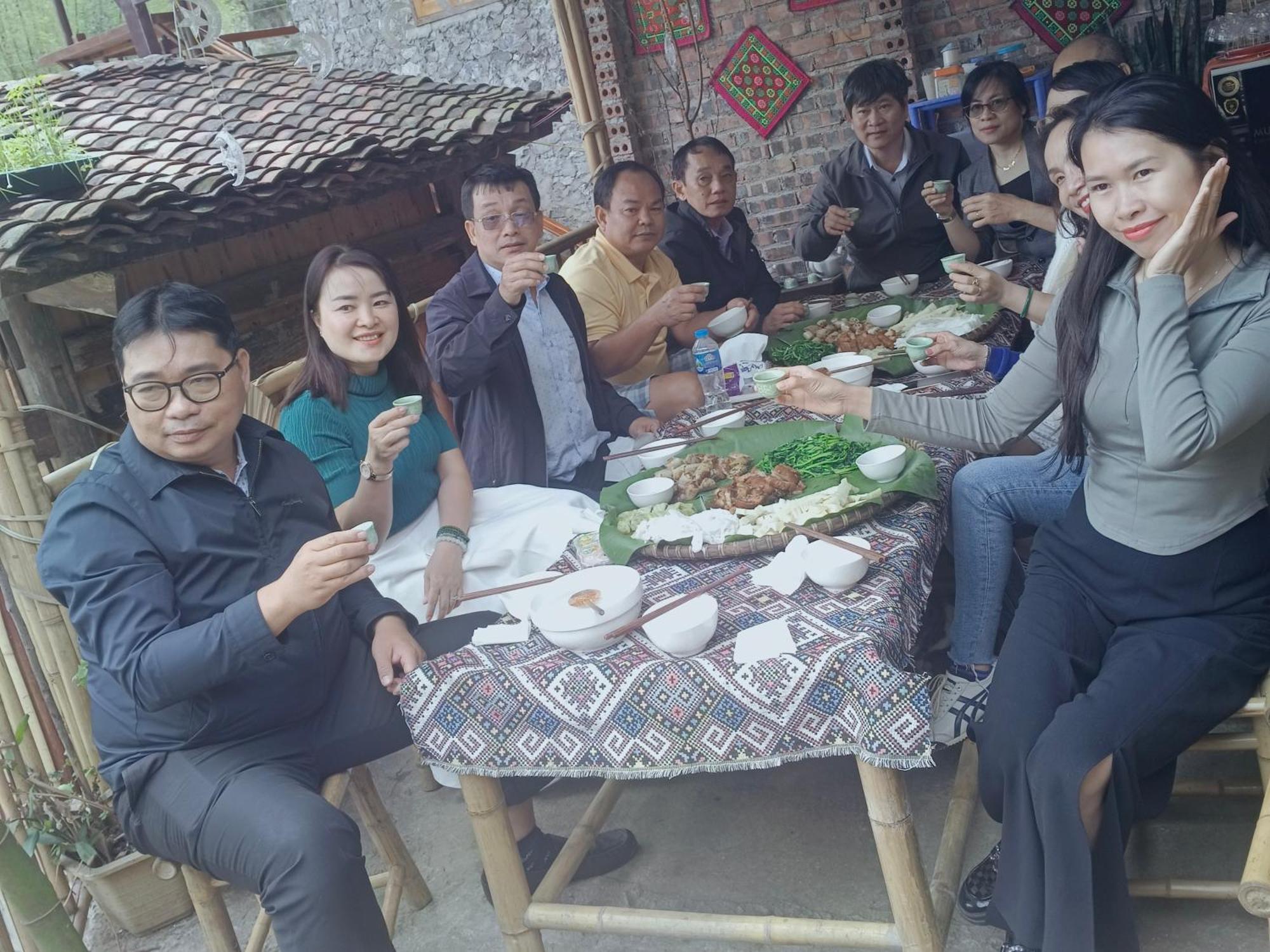 Quang Thuan Ban Gioc Homestay Cao Bang Exterior photo